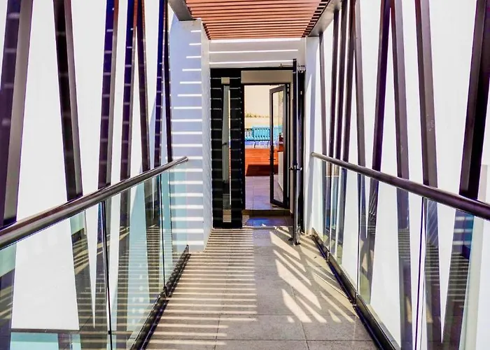 Apartament Modern 3br Near 5th Av Pool Sauna And Fitness *